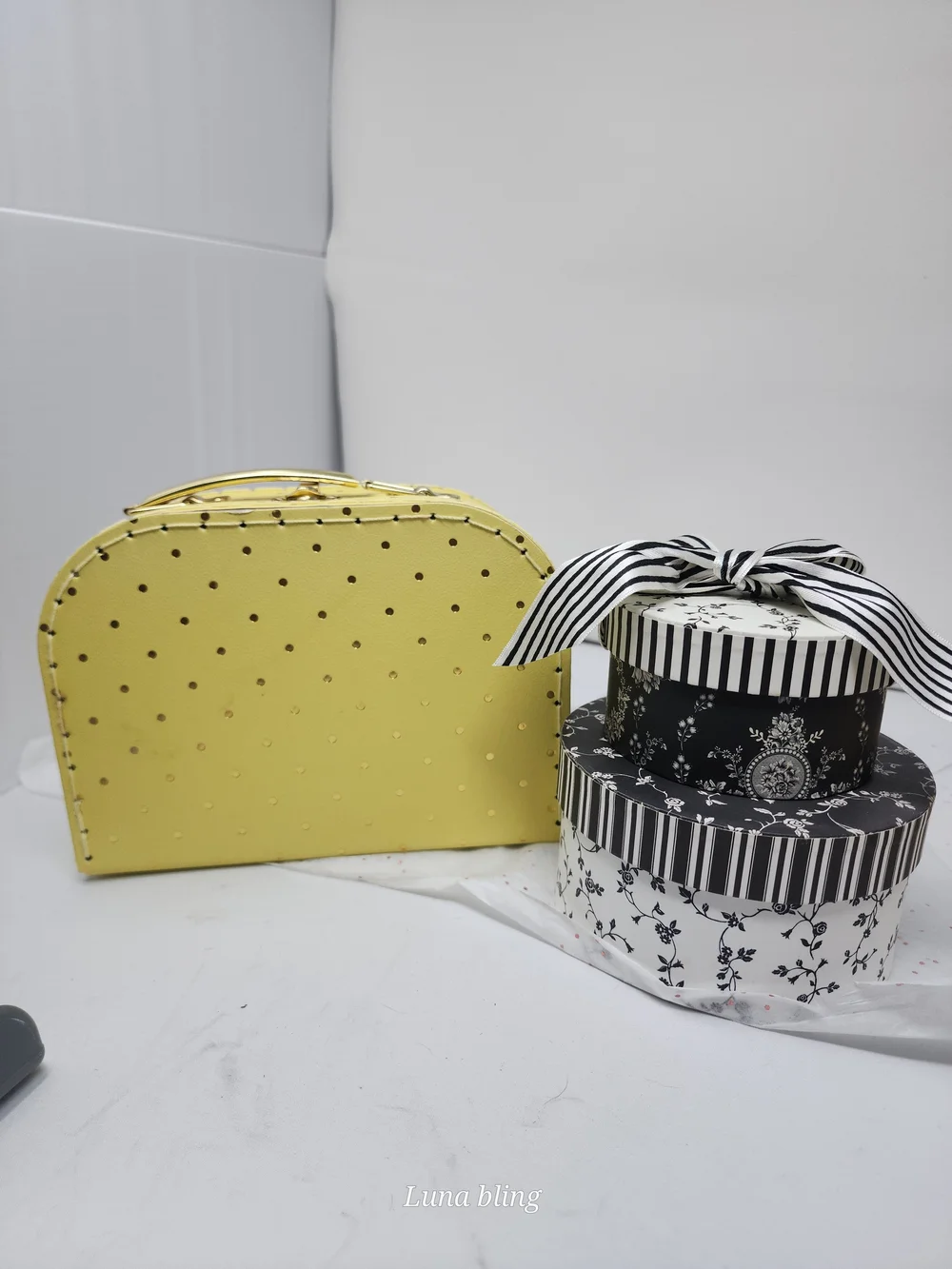 Yellow Polka Dot Mini Carry Case with Gold Studs